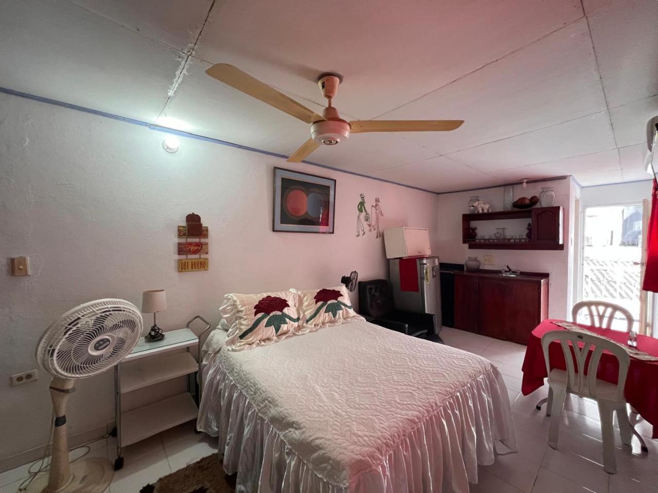 Apartamentos Y Estudios Manga Real Cartagena エクステリア 写真